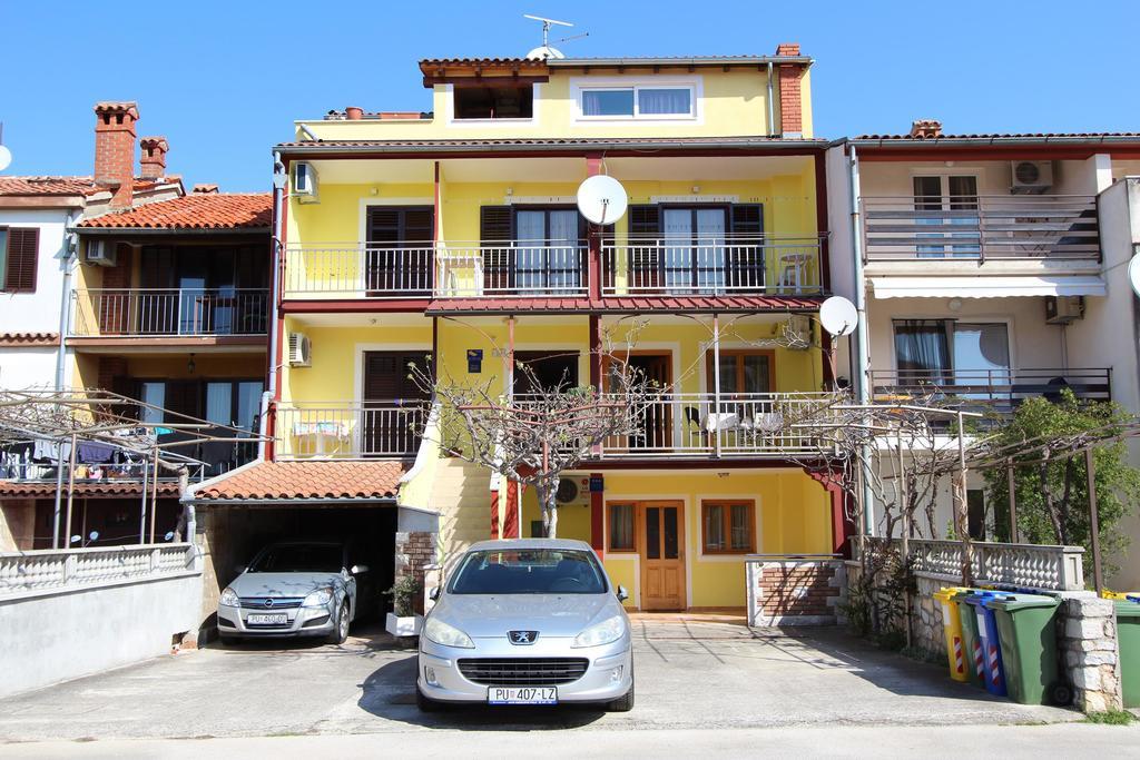 Room And Apartments Mariza Rovinj Dış mekan fotoğraf